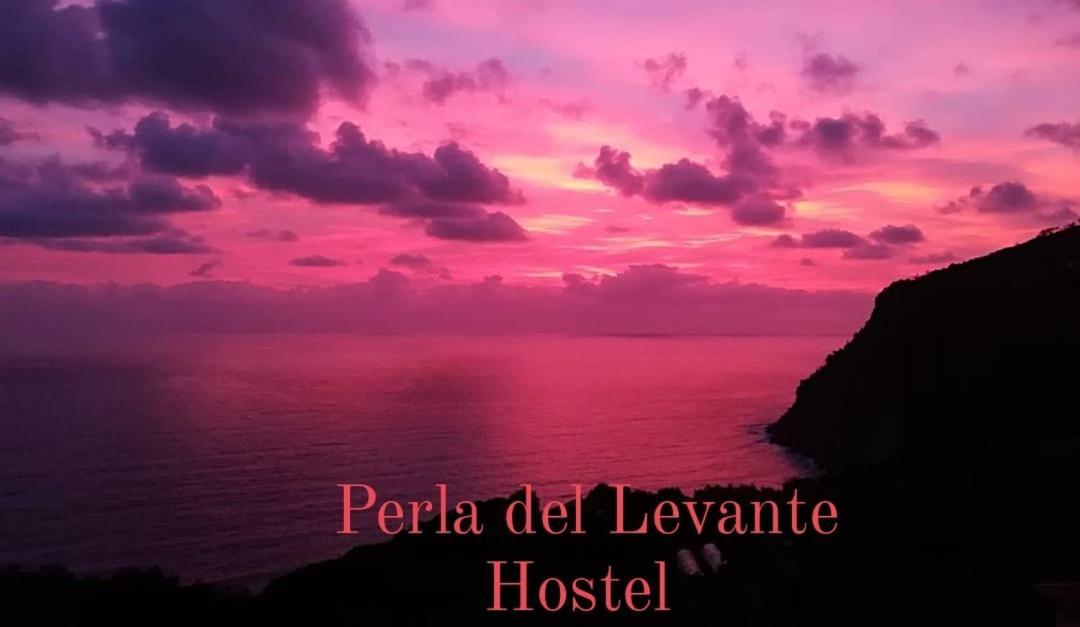 Perla Del Levante Hostel Framura Exterior foto